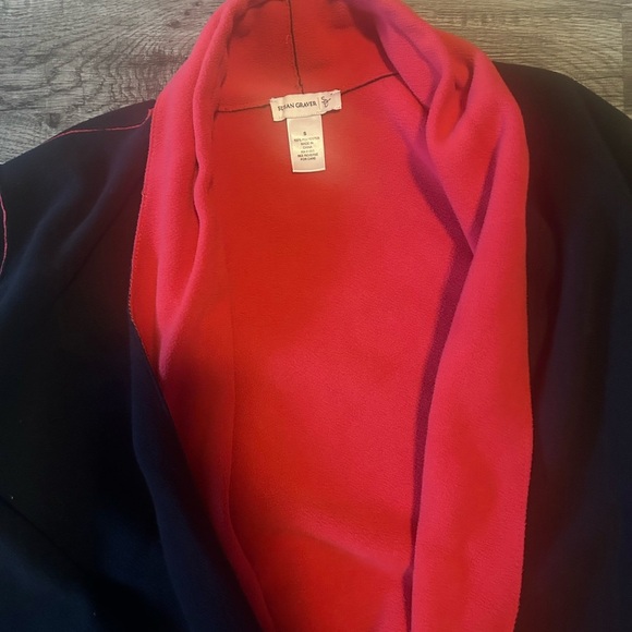 Susan Graver Black Blazer with Red Lining Size small - Picture 2 of 3